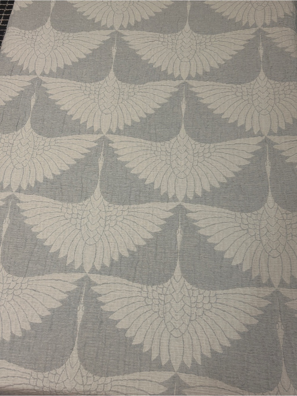 Modern Genevieve Gorder Anthro Feathered Flock Throw XL Silver Gray + Cool White - Picture 7 of 16